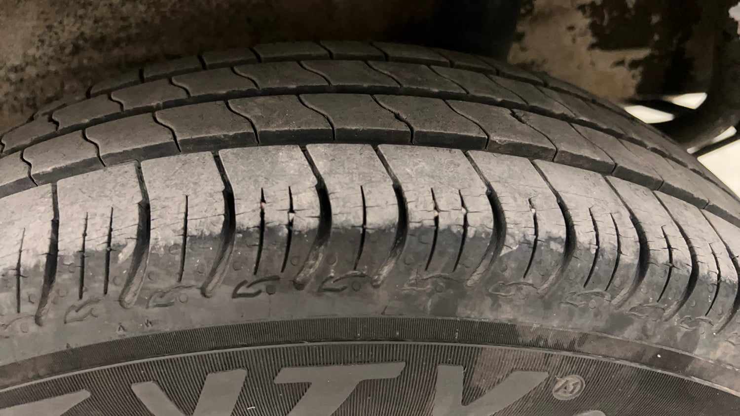 Used 2023 Maruti Suzuki Wagon R VXI 1.0 CNG Cng Manual tyres LEFT REAR TYRE TREAD VIEW