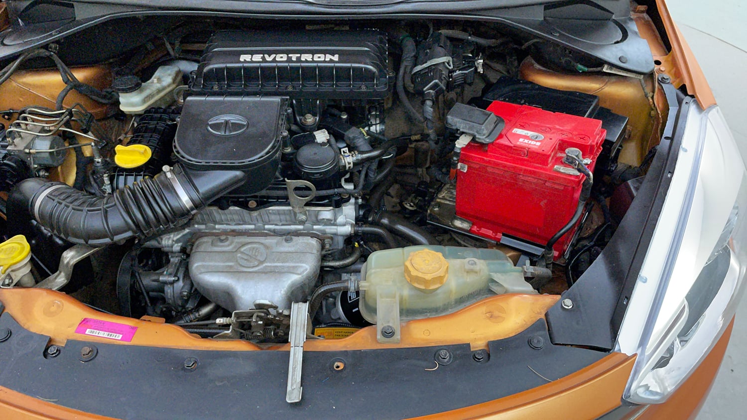 Used 2018 Tata Tiago Revotron XZ Petrol Manual engine ENGINE LEFT SIDE VIEW