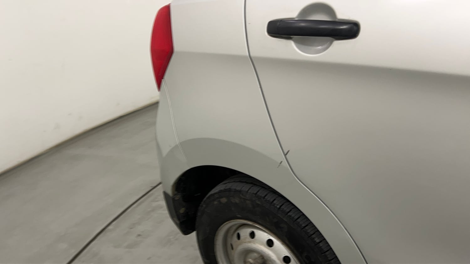 Used 2017 Maruti Suzuki Celerio LXi ABS Petrol Manual dents MINOR SCRATCH
