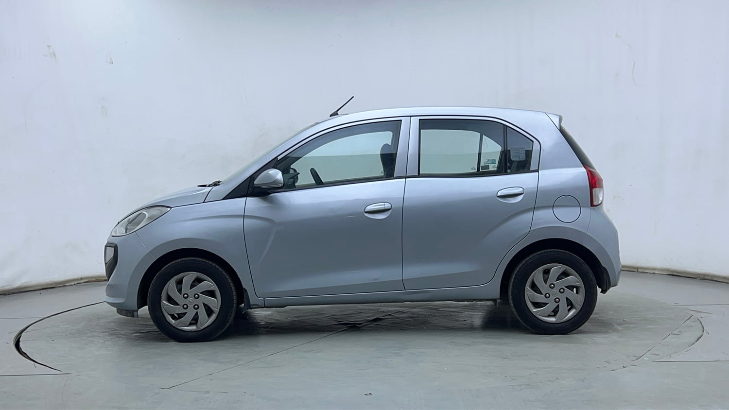 Used 2020 Hyundai Santro Sportz Petrol Manual exterior LEFT SIDE VIEW