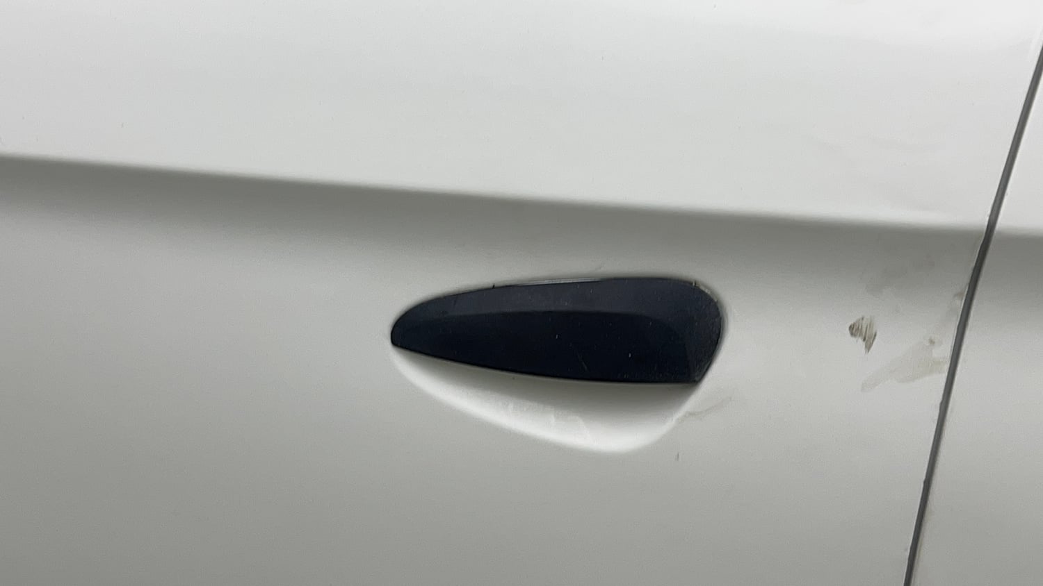 Used 2016 Hyundai Eon Era + Petrol Manual dents MINOR DENT