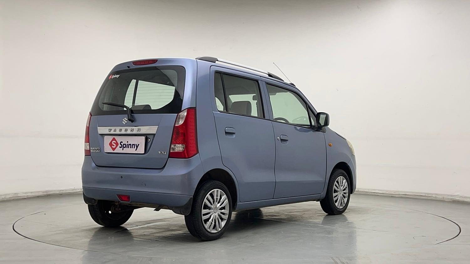 Used 2013 Maruti Suzuki Wagon R VXI Petrol Manual exterior RIGHT REAR CORNER VIEW