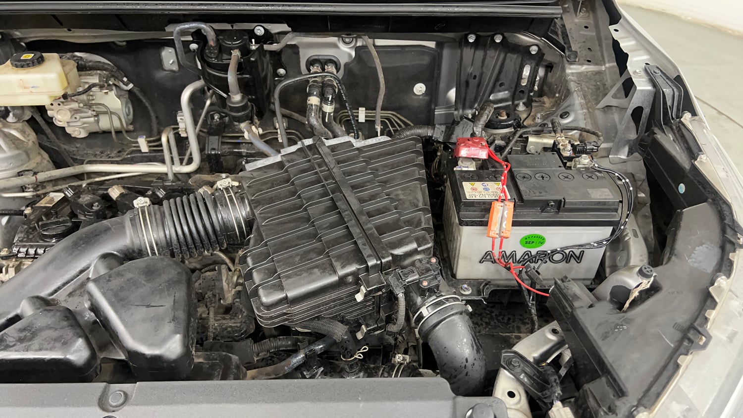 Used 2023 Toyota Innova Hycross VX Hybrid 8 STR Hybrid Automatic engine ENGINE LEFT SIDE VIEW