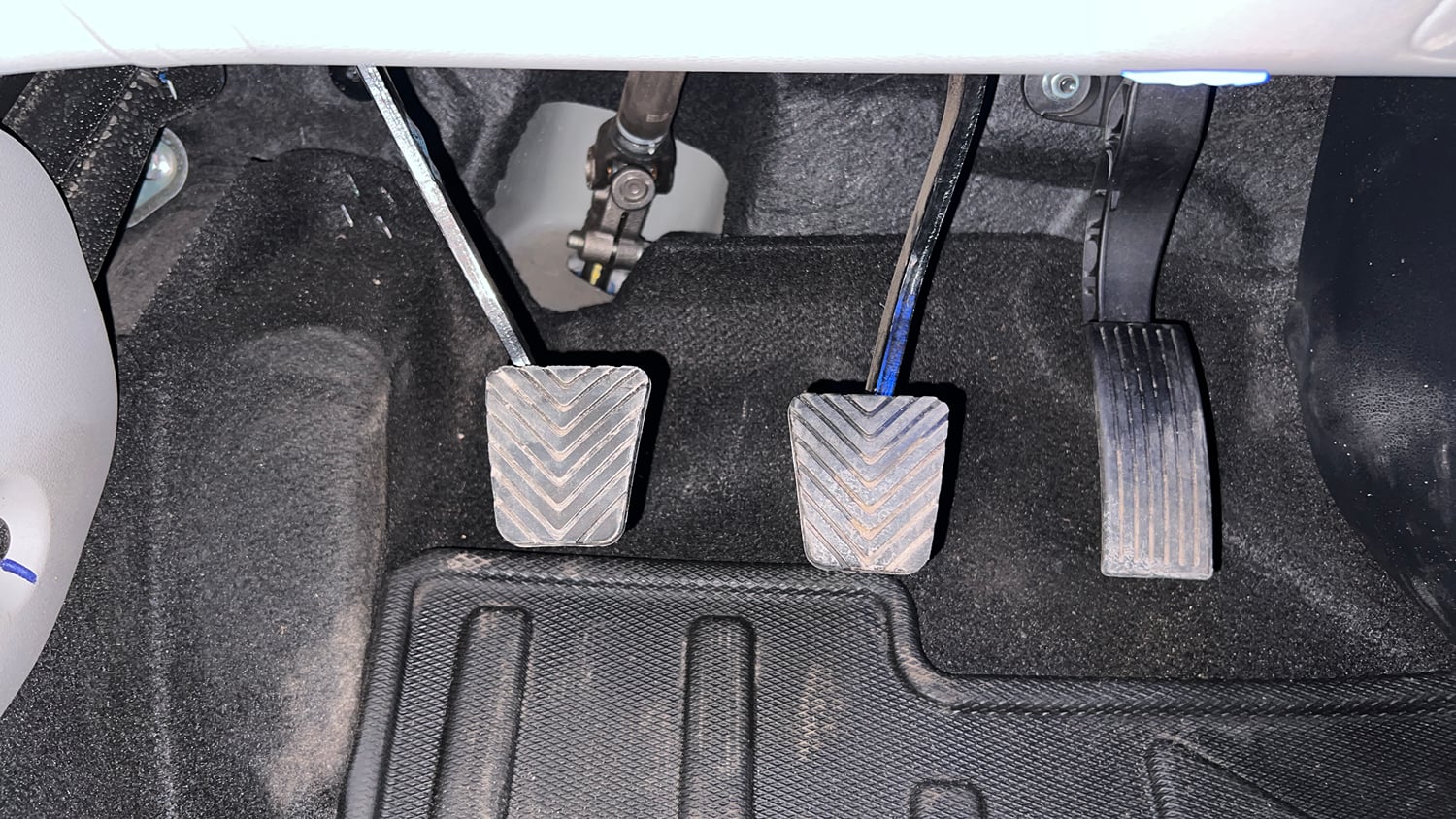 Used 2024 Hyundai New i20 Asta (O) 1.2 MT Petrol Manual interior PEDALS VIEW