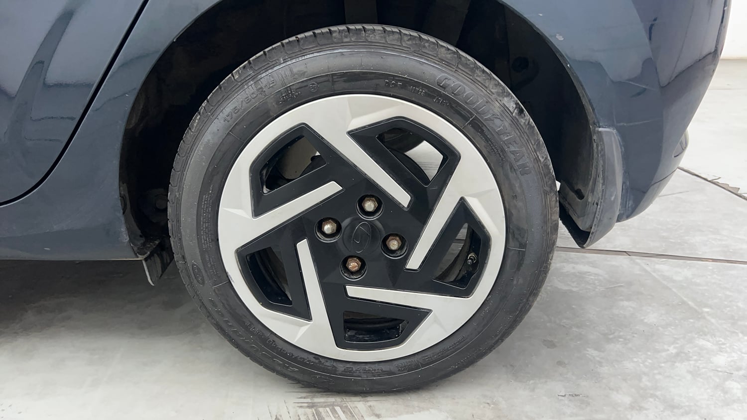 Used 2024 Hyundai Grand i10 Nios Sportz 1.2 Kappa AMT Petrol Automatic tyres LEFT REAR TYRE RIM VIEW