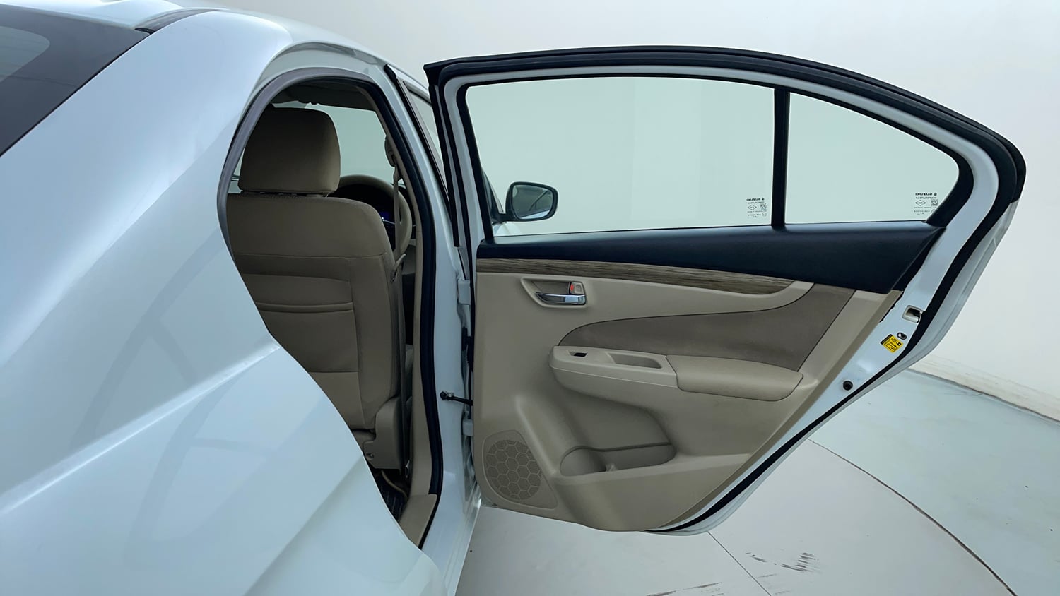 Used 2020 Maruti Suzuki Ciaz Delta Hybrid 1.5 AT Petrol Automatic interior RIGHT REAR DOOR OPEN VIEW