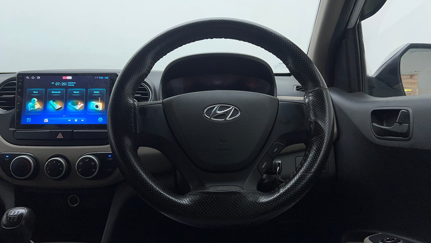 Used 2016 Hyundai Grand i10 Magna 1.2 Kappa VTVT Petrol Manual interior STEERING VIEW