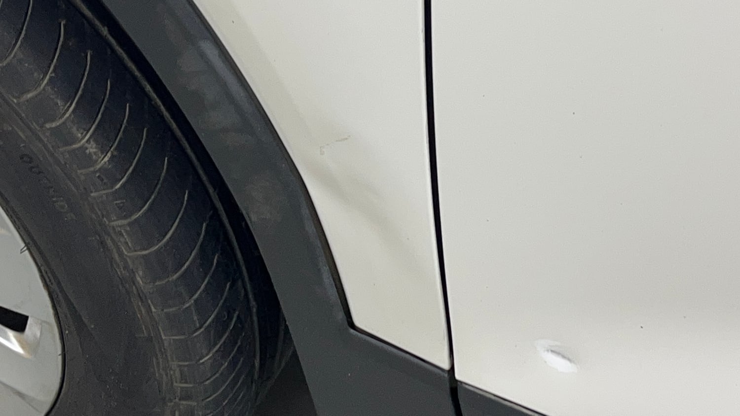 Used 2025 Skoda Kylaq Signature Plus AT Petrol Automatic dents MINOR DENT