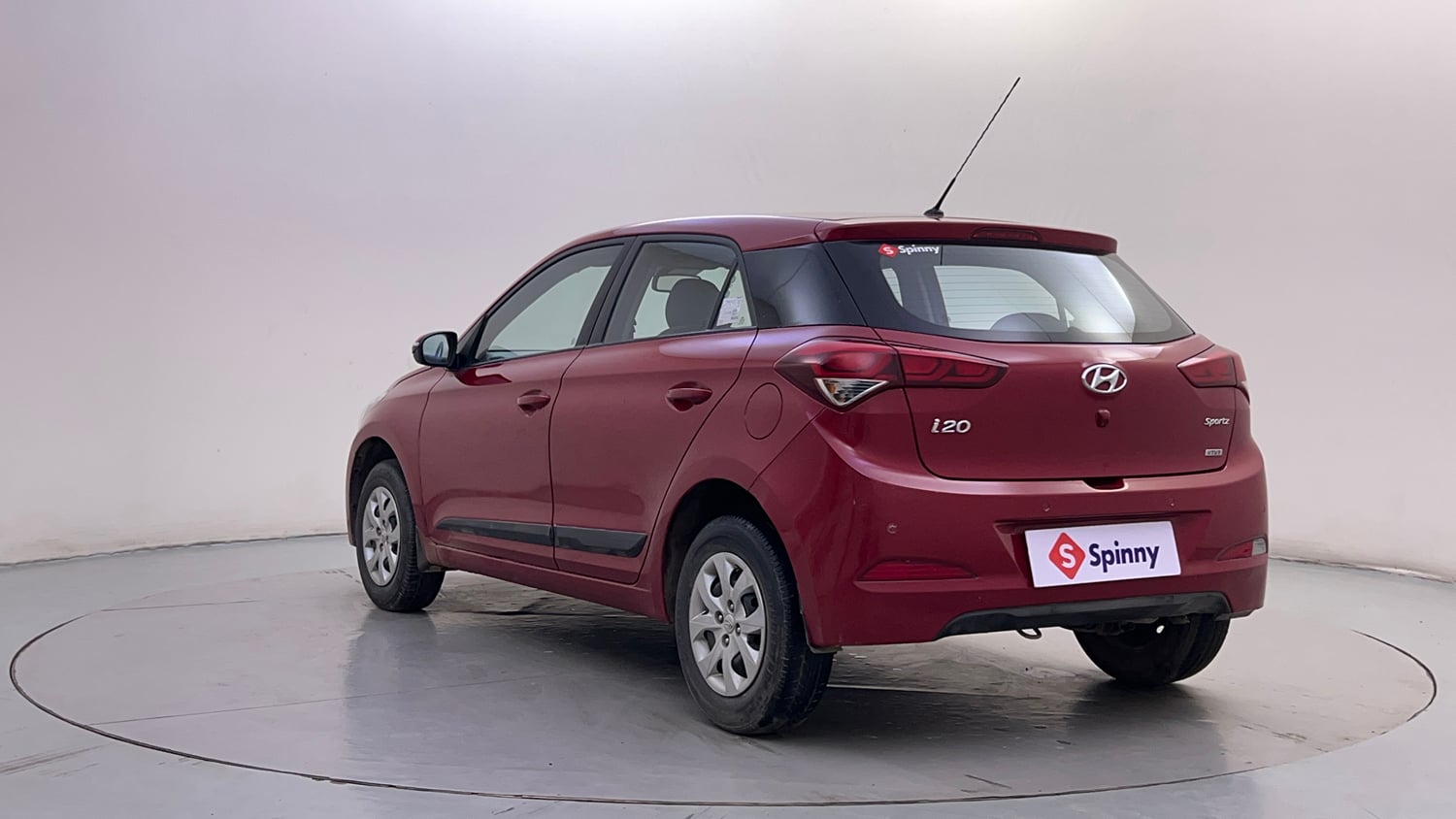 Used 2016 Hyundai Elite i20 Sportz 1.2 Petrol Manual exterior LEFT REAR CORNER VIEW