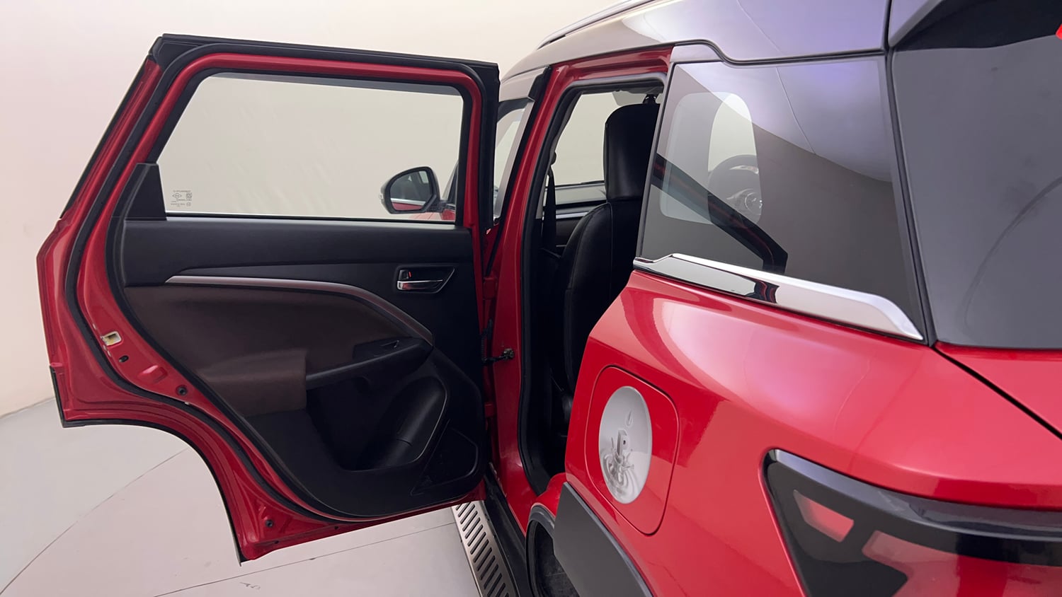 Used 2023 Maruti Suzuki Brezza Zxi Dual Tone Petrol Manual interior LEFT REAR DOOR OPEN VIEW
