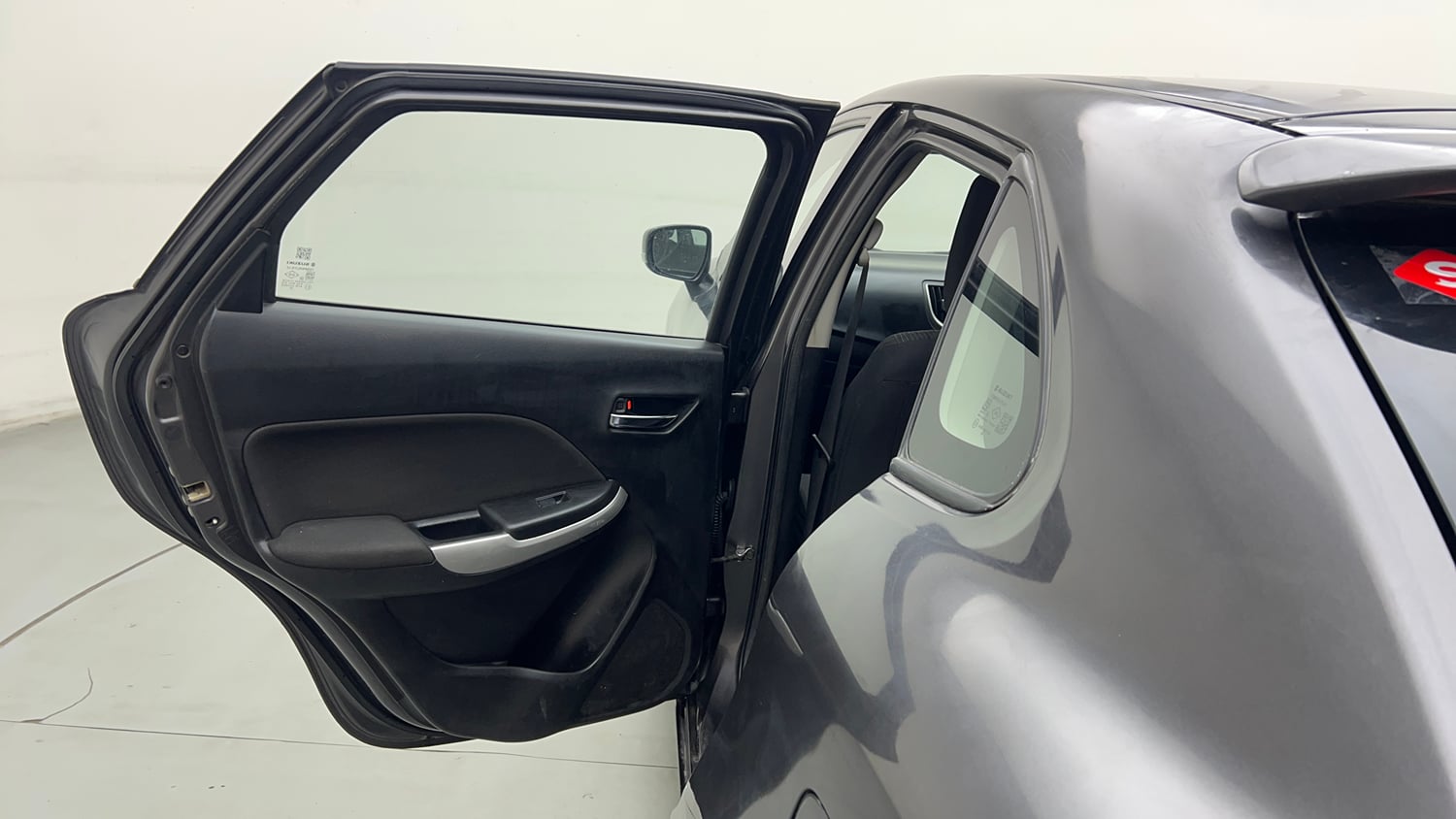 Used 2018 Maruti Suzuki Baleno Delta 1.3 Diesel Manual interior LEFT REAR DOOR OPEN VIEW