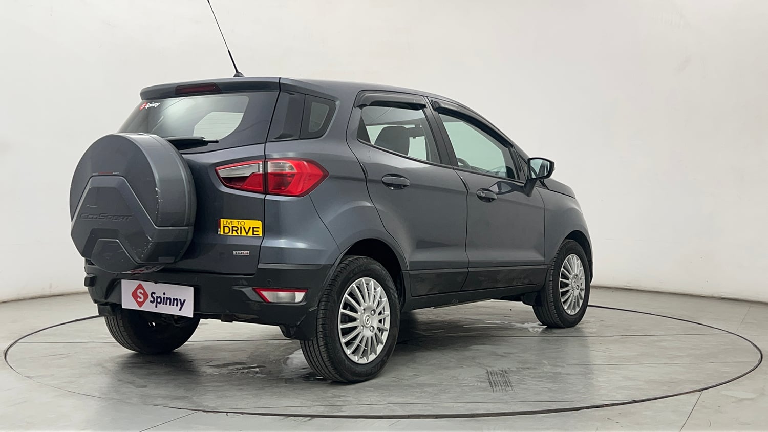 Used 2020 Ford EcoSport Trend 1.5L TDCi Diesel Manual exterior RIGHT REAR CORNER VIEW