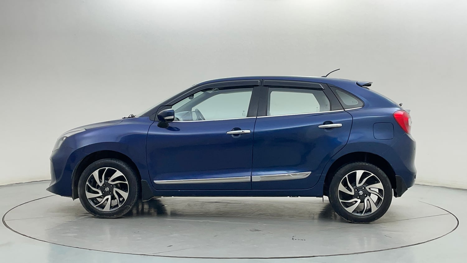 Used 2019 Maruti Suzuki Baleno Zeta 1.2 Petrol Manual exterior LEFT SIDE VIEW