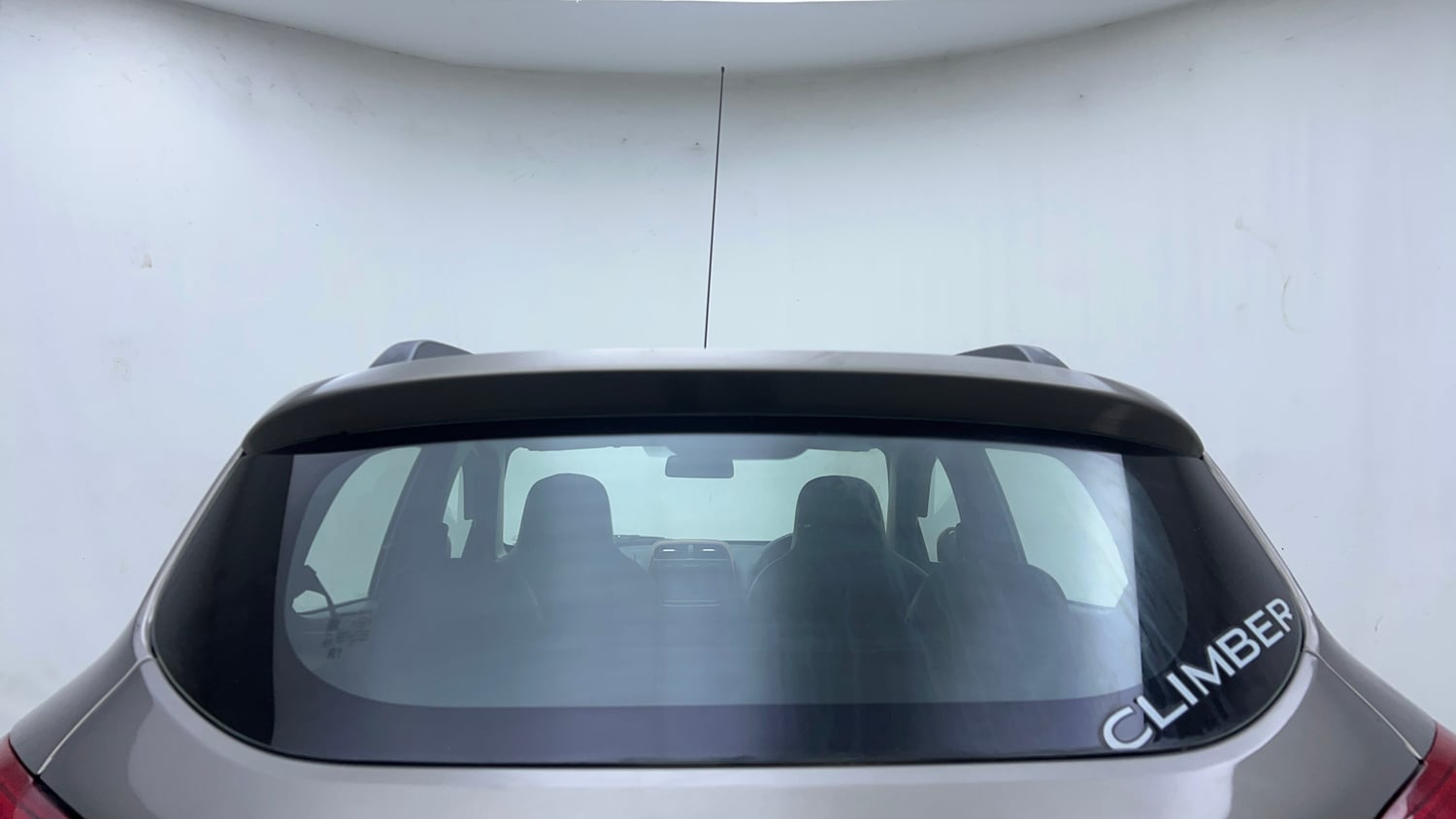Used 2017 Renault Kwid 1.0 RXT AMT Petrol Automatic exterior BACK WINDSHIELD VIEW