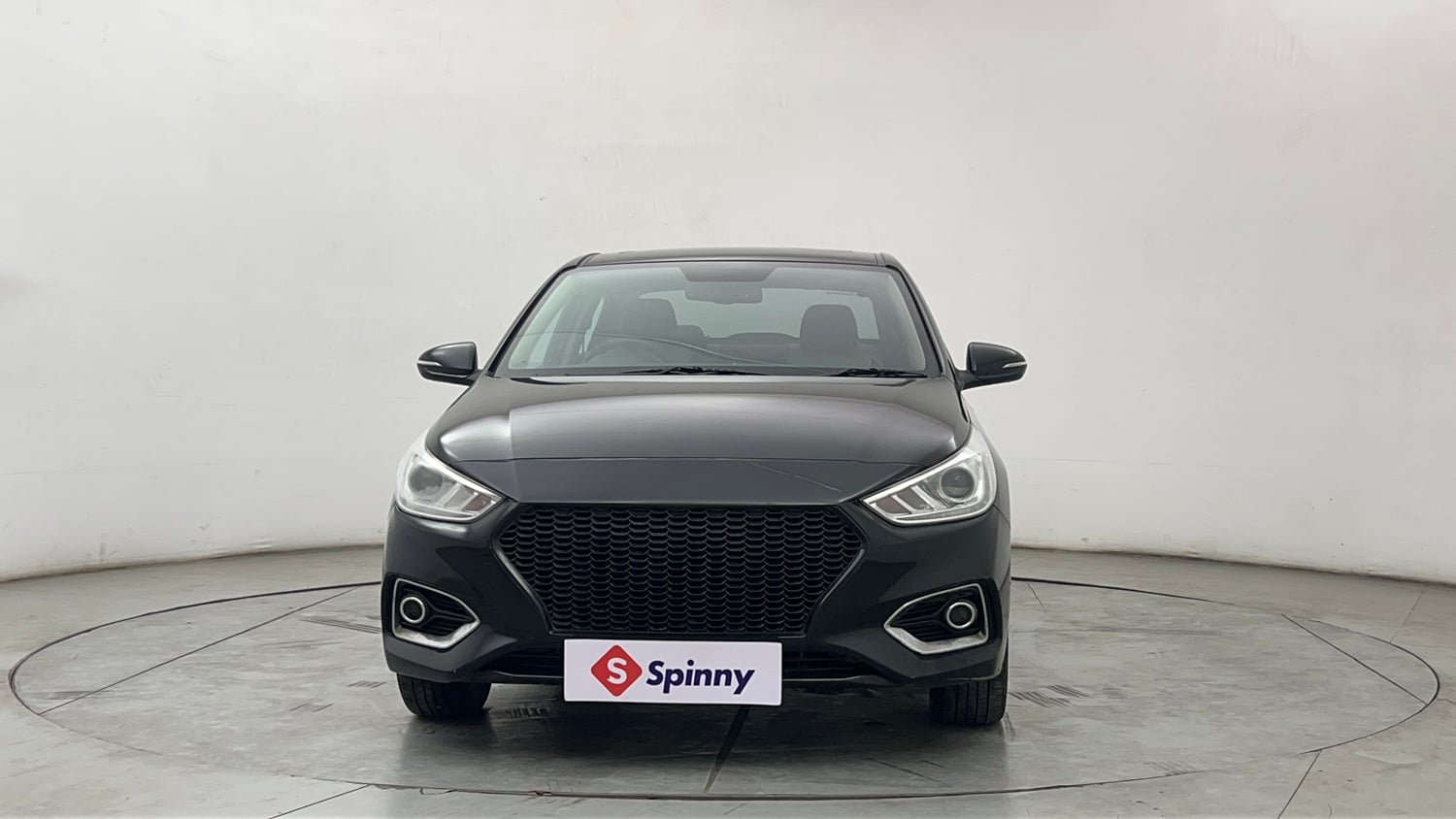 Used 2018 Hyundai Verna SX (O) 1.6 VTVT AT Petrol Automatic exterior FRONT VIEW