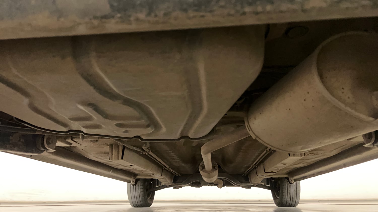 Used 2013 Maruti Suzuki Wagon R VXI Petrol Manual extra REAR UNDERBODY VIEW (TAKEN FROM REAR)