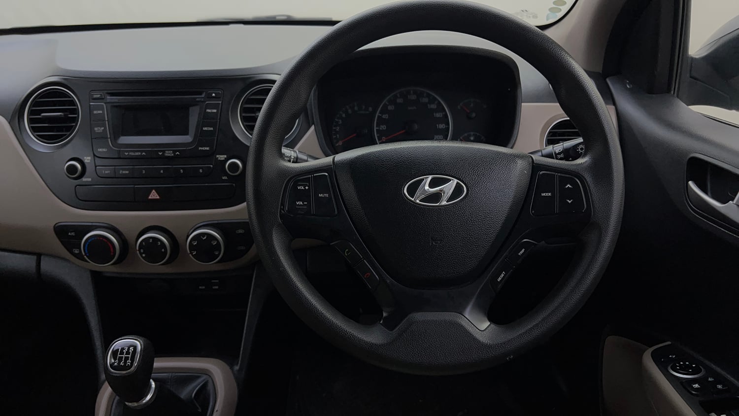 Used 2016 Hyundai Grand i10 Sportz 1.2 Kappa VTVT Petrol Manual top_features Steering mounted controls