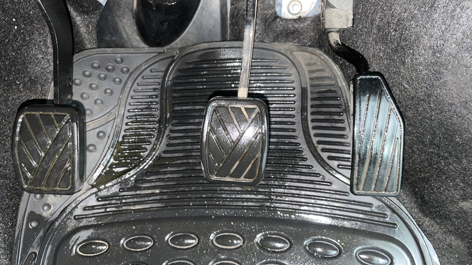 Used 2024 Maruti Suzuki Wagon R VXI 1.0 Petrol Manual interior PEDALS VIEW