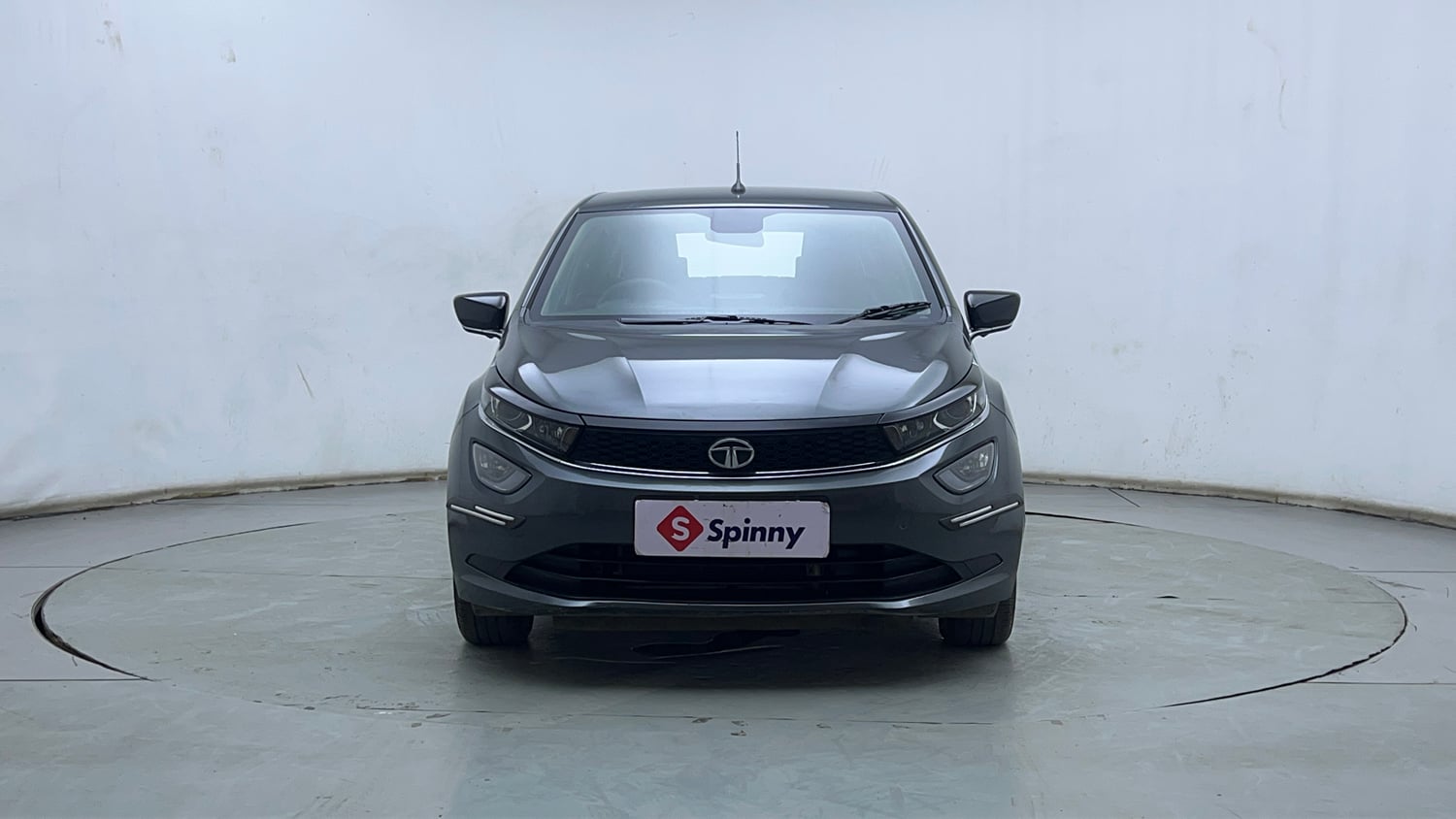 Used 2021 Tata Altroz XZ Petrol Petrol Manual exterior FRONT VIEW
