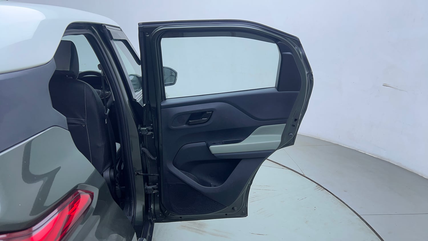 Used 2022 Tata Punch Camo Accomplished Dazzle AMT Petrol Automatic interior RIGHT REAR DOOR OPEN VIEW