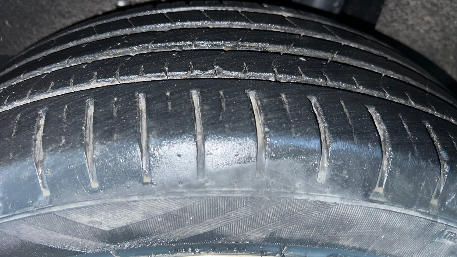 Used 2020 Maruti Suzuki Baleno Zeta Petrol Manual tyres LEFT REAR TYRE TREAD VIEW