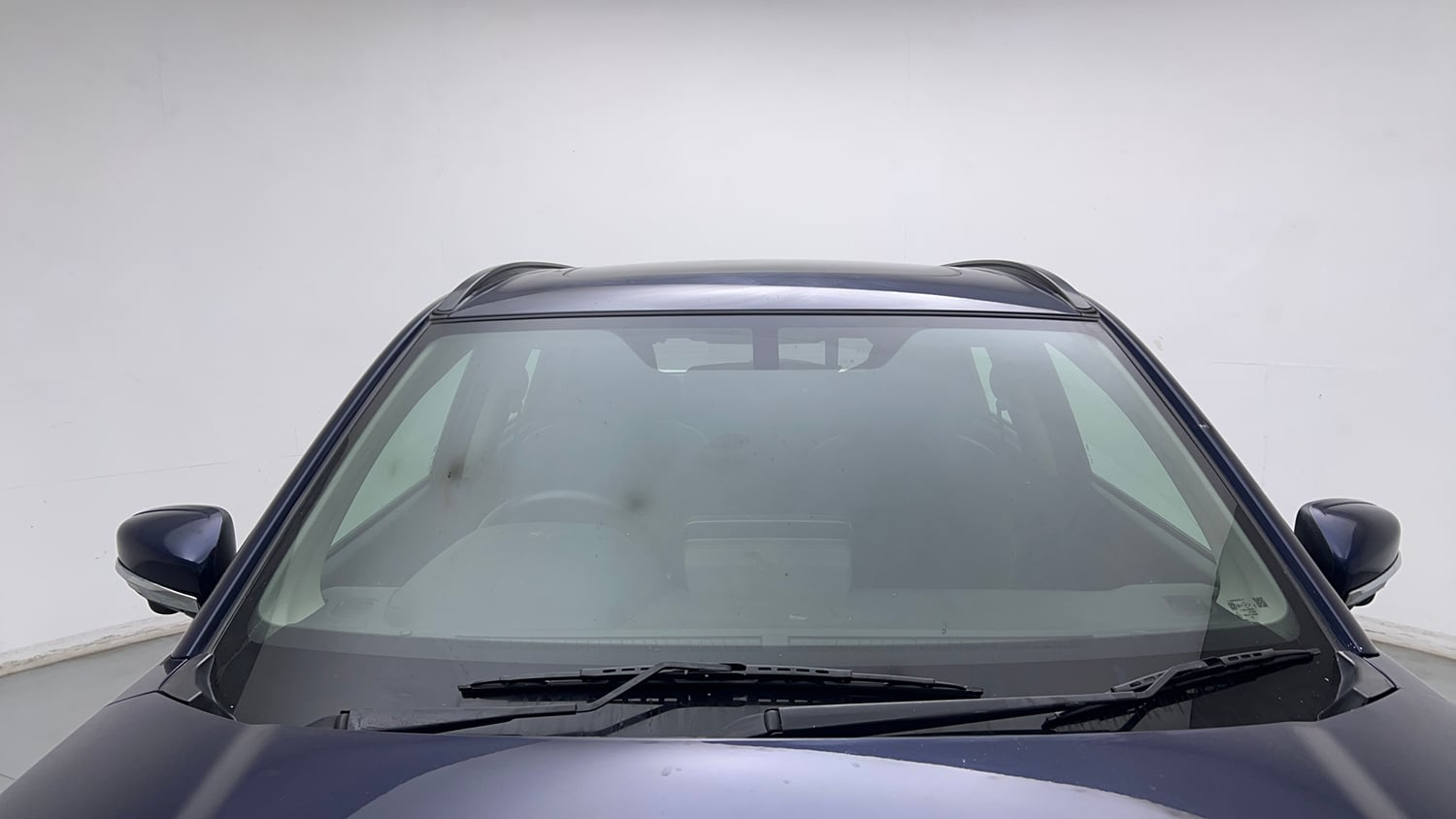 Used 2023 Maruti Suzuki Grand Vitara Alpha Smart Hybrid AT Petrol Automatic exterior FRONT WINDSHIELD VIEW
