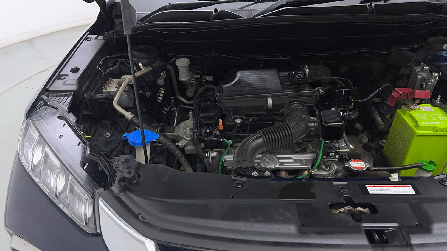 Used 2023 Maruti Suzuki Grand Vitara Alpha Smart Hybrid AT Petrol Automatic engine ENGINE RIGHT SIDE VIEW