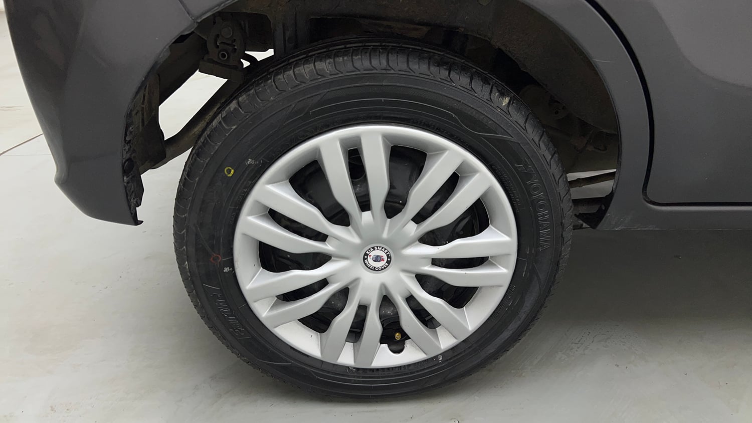 Used 2016 Maruti Suzuki Alto K10 VXi Petrol Manual tyres RIGHT REAR TYRE RIM VIEW