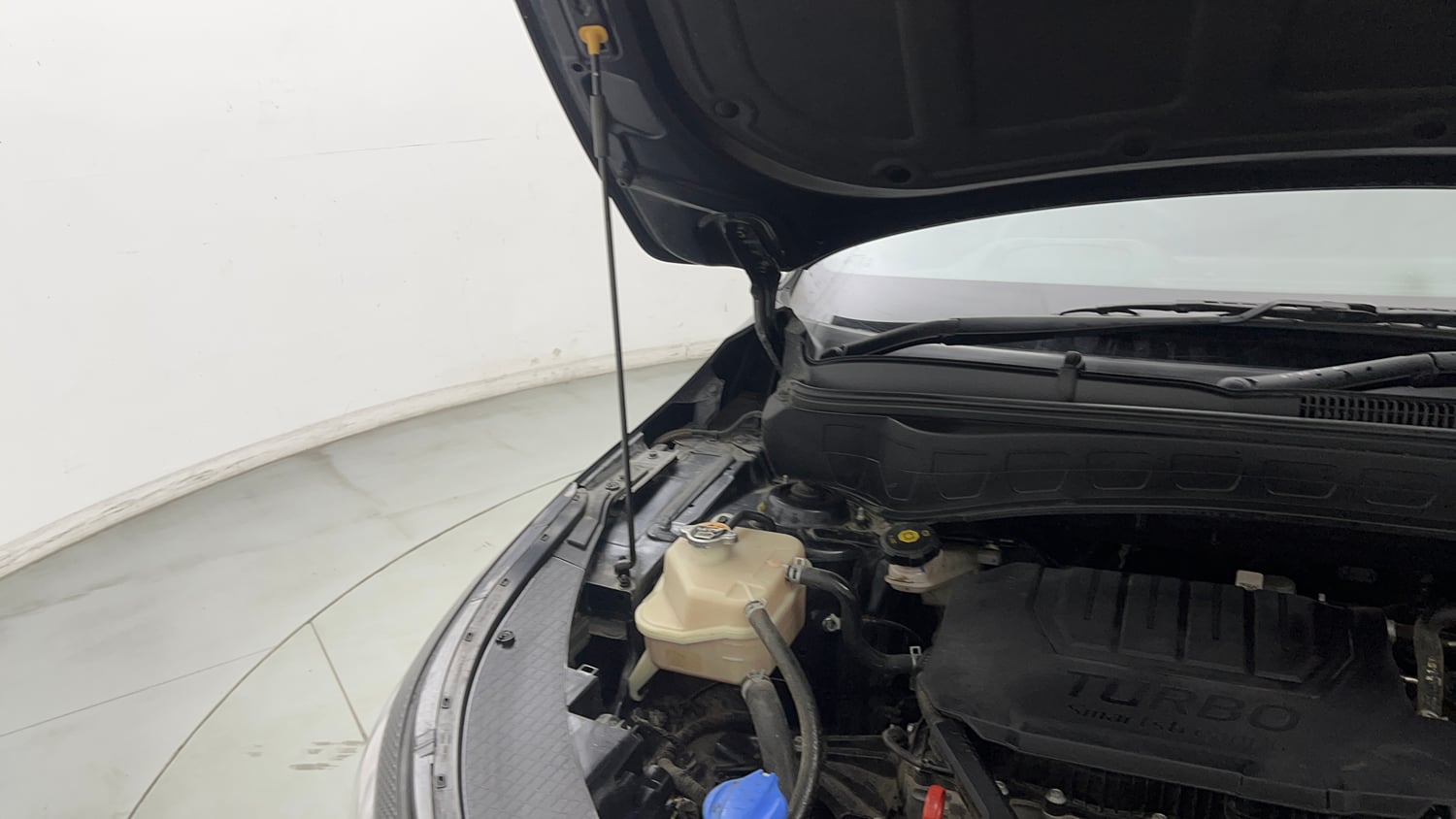 Used 2024 Kia Seltos X Line 1.5 Turbo Petrol DCT Petrol Automatic engine ENGINE RIGHT SIDE HINGE & APRON VIEW