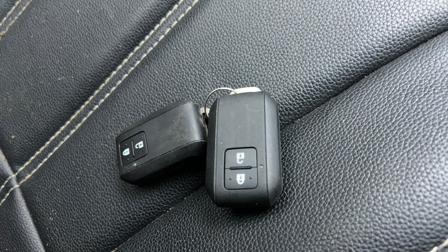 Used 2020 Maruti Suzuki Baleno Zeta Petrol Manual extra CAR KEY VIEW