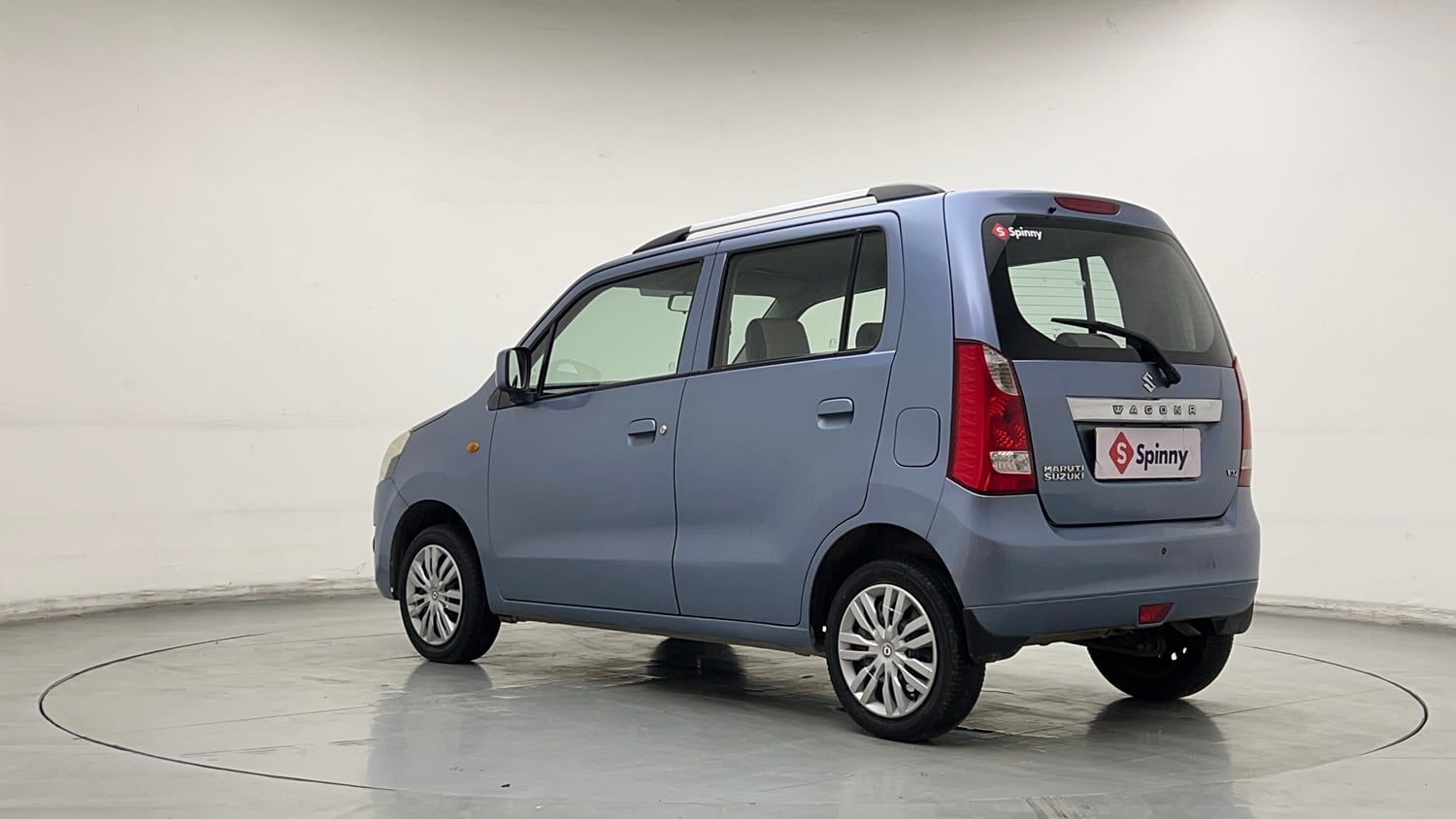 Used 2013 Maruti Suzuki Wagon R VXI Petrol Manual exterior LEFT REAR CORNER VIEW