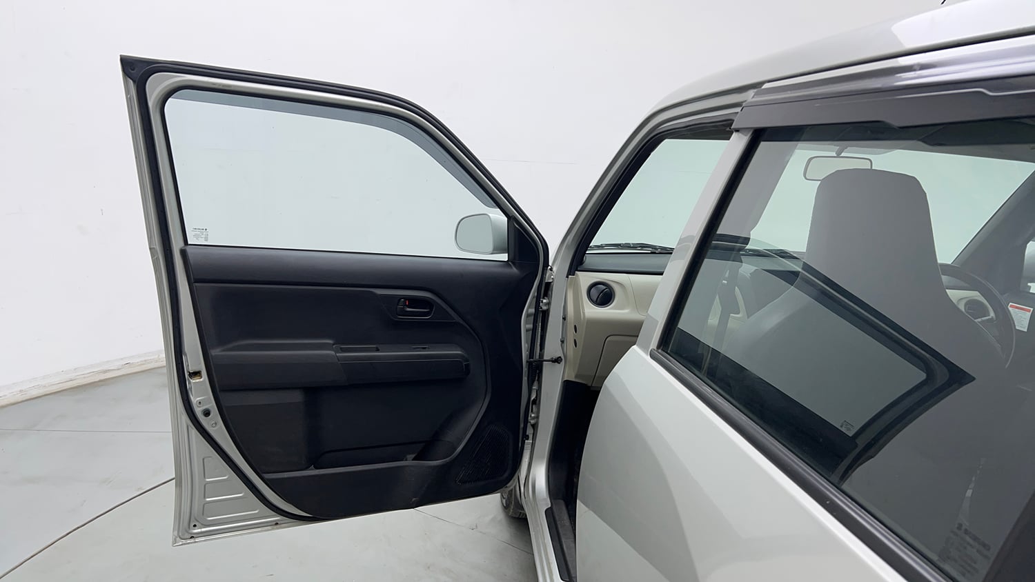 Used 2024 Maruti Suzuki Wagon R LXI 1.0 CNG Cng Manual interior LEFT FRONT DOOR OPEN VIEW