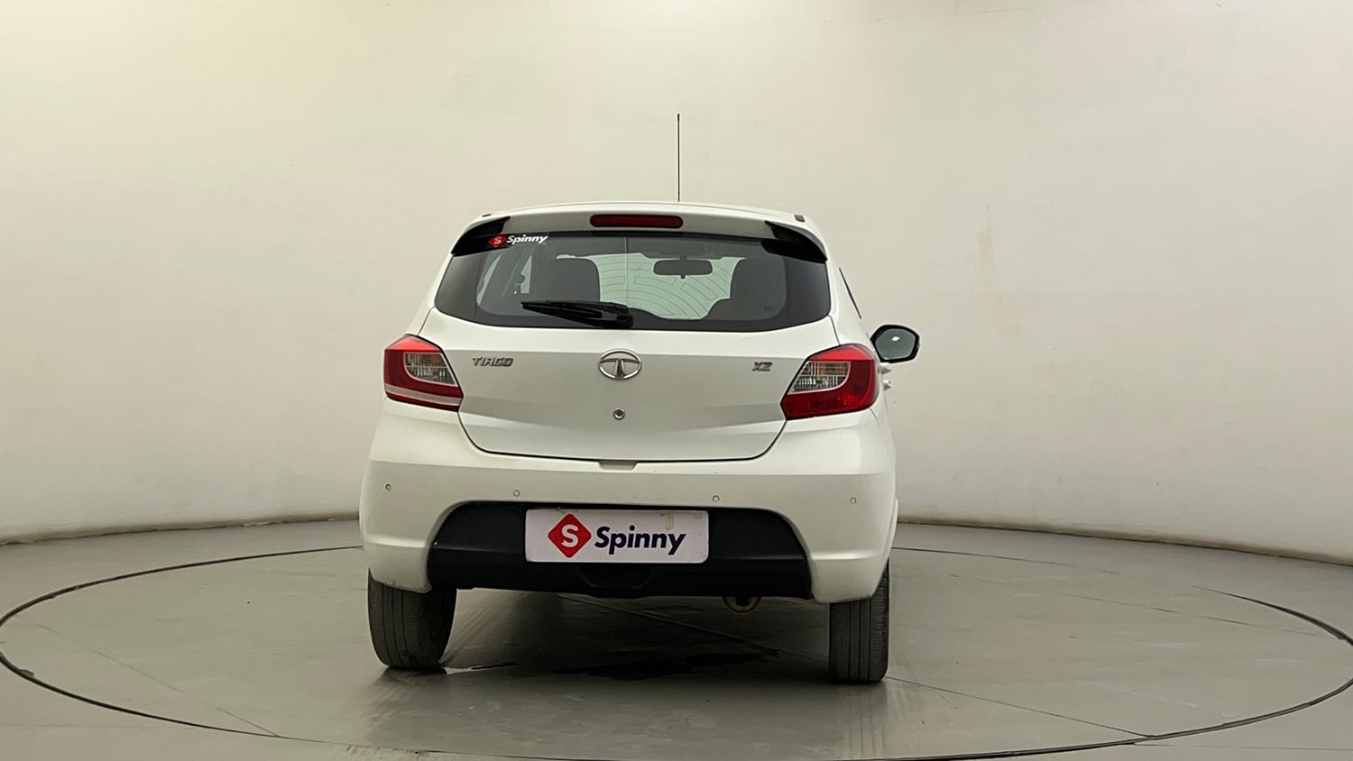 Used 2019 Tata Tiago Revotron XZ w/o Alloy Petrol Manual exterior BACK VIEW