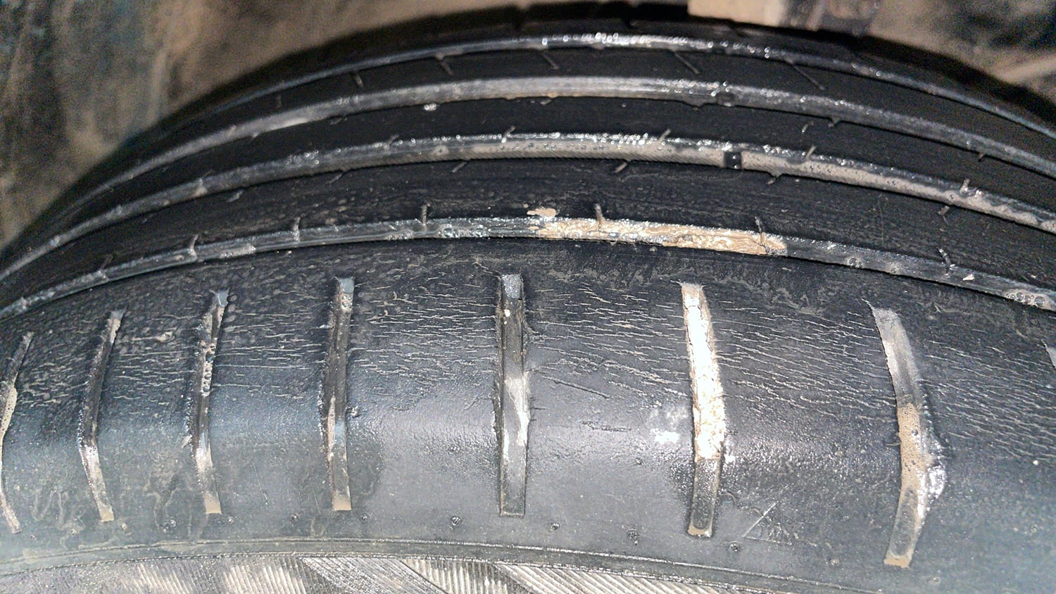 Used 2019 Maruti Suzuki Baleno Zeta 1.2 Petrol Manual tyres RIGHT FRONT TYRE TREAD VIEW