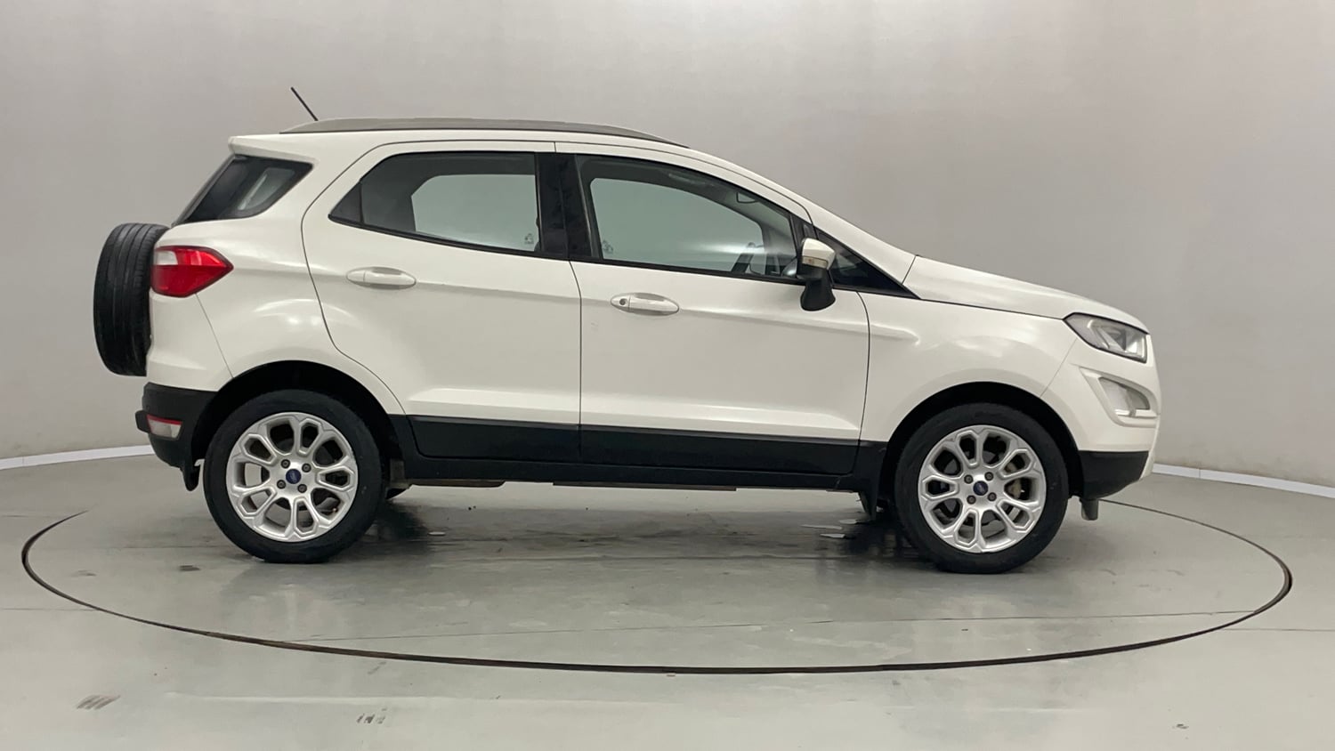 Used 2018 Ford EcoSport Titanium + 1.5L TDCi Diesel Manual exterior RIGHT SIDE VIEW