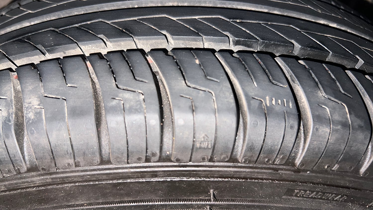Used 2016 Hyundai Grand i10 Sportz 1.2 Kappa VTVT Petrol Manual tyres LEFT REAR TYRE TREAD VIEW