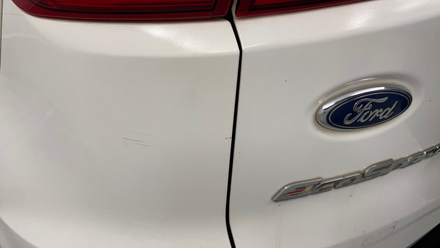 Used 2018 Ford EcoSport Titanium + 1.5L TDCi Diesel Manual dents MINOR SCRATCH