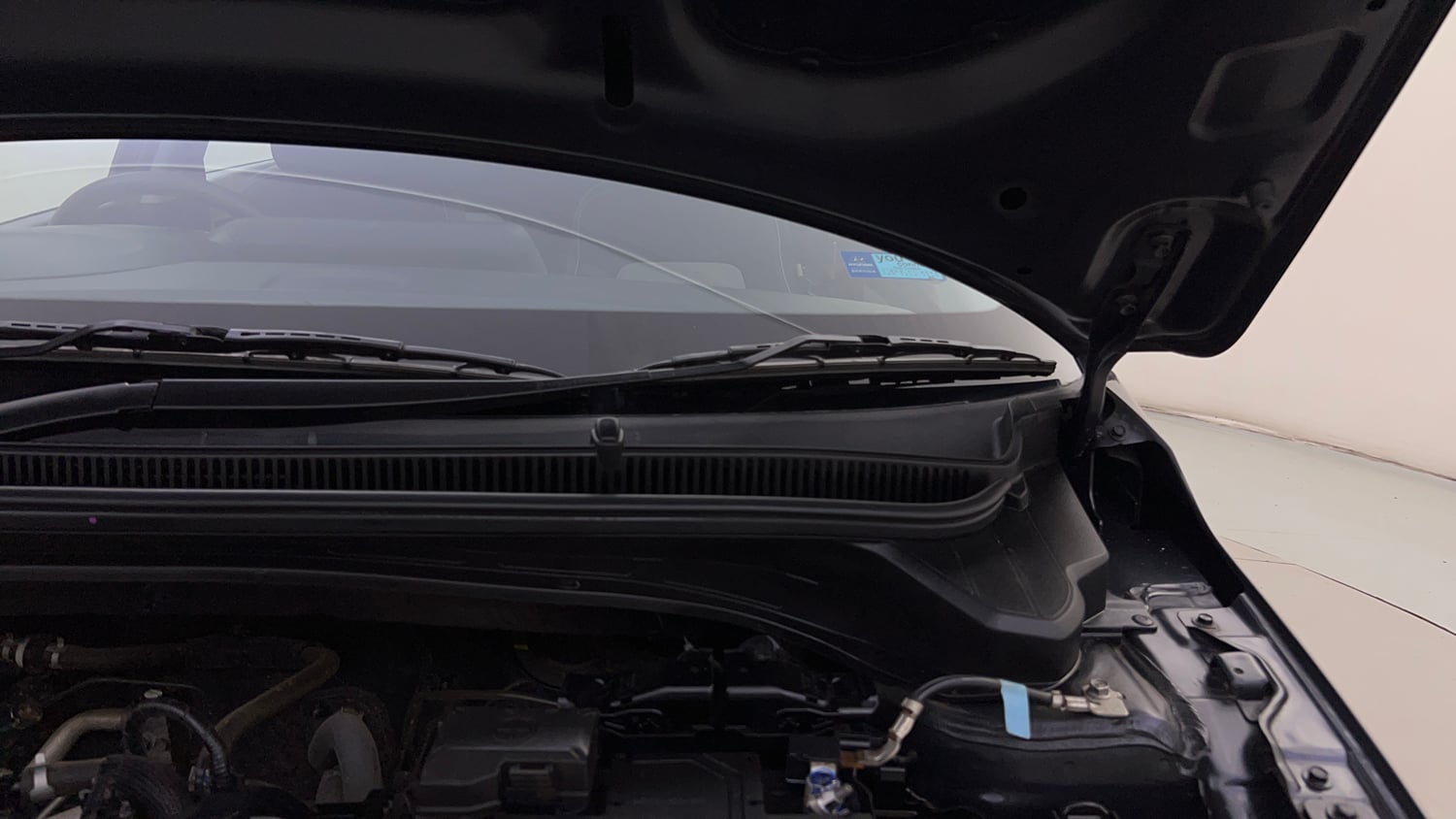 Used 2024 Hyundai New i20 Asta (O) 1.2 MT Petrol Manual engine ENGINE LEFT SIDE HINGE & APRON VIEW