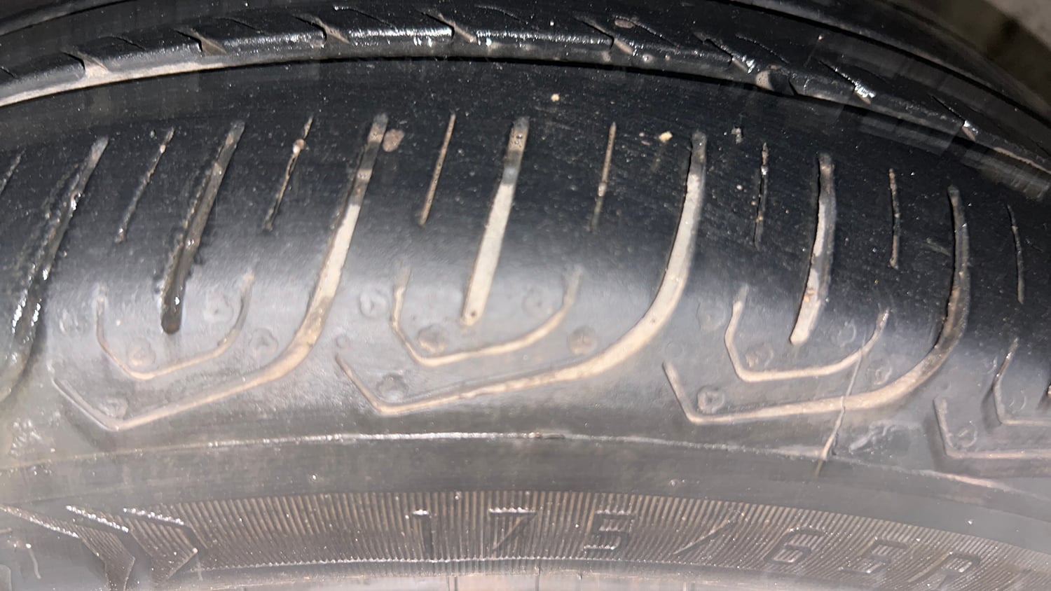 Used 2014 Honda Amaze 1.2 S i-VTEC Petrol Manual tyres LEFT REAR TYRE TREAD VIEW