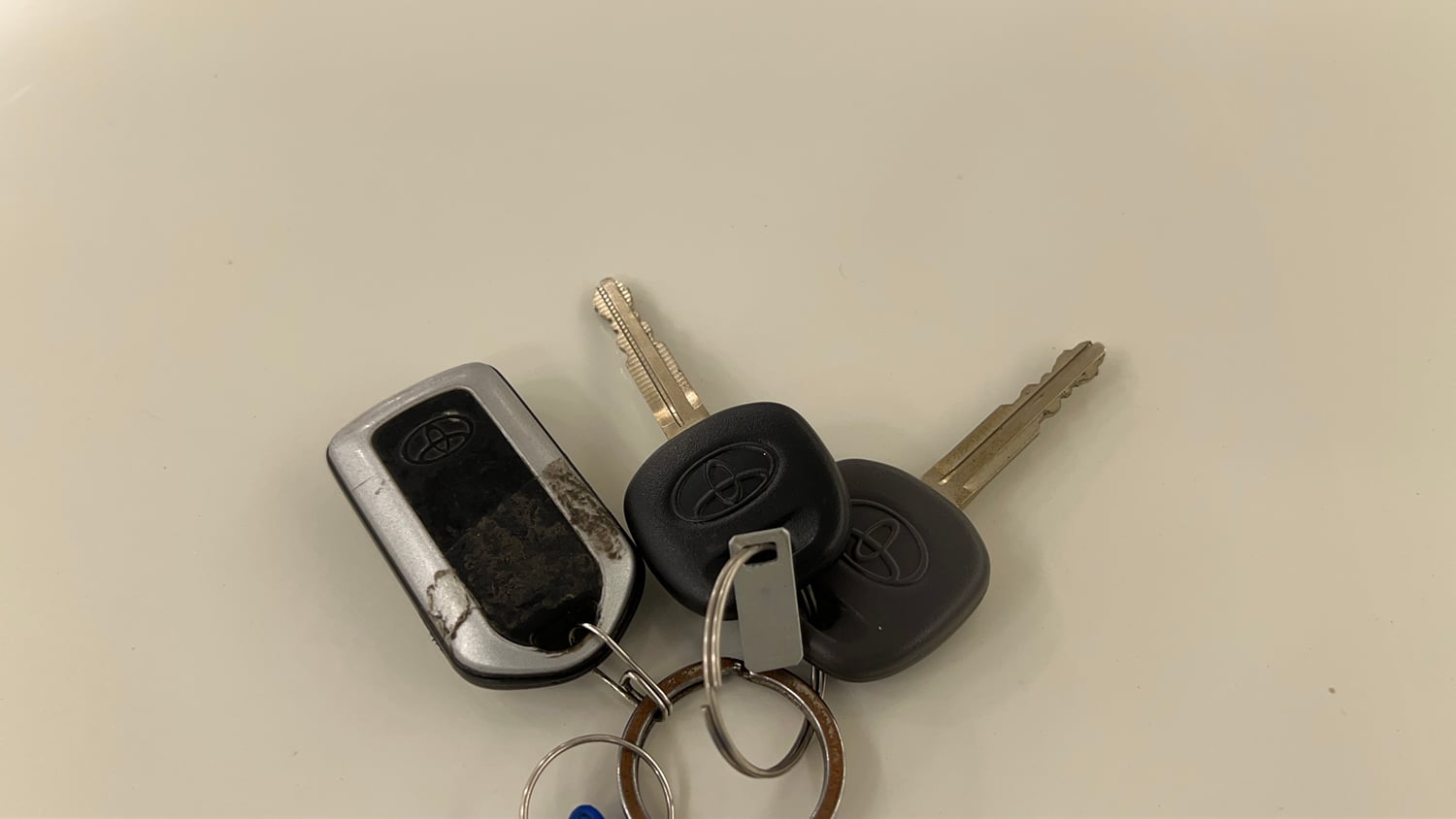 Used 2013 Toyota Corolla Altis 1.8 G Petrol Manual extra CAR KEY VIEW