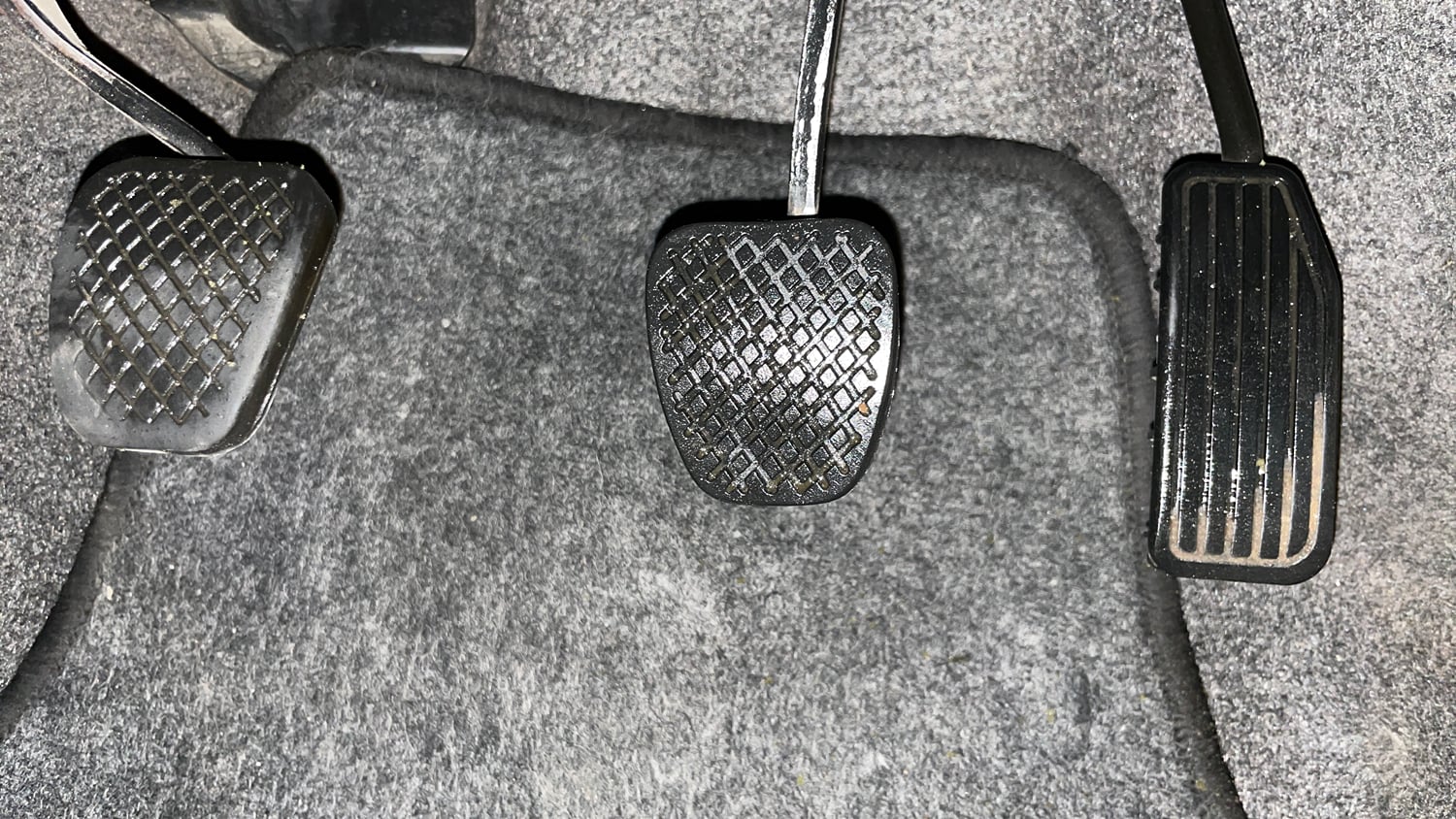Used 2013 Honda Brio E MT Petrol Manual interior PEDALS VIEW