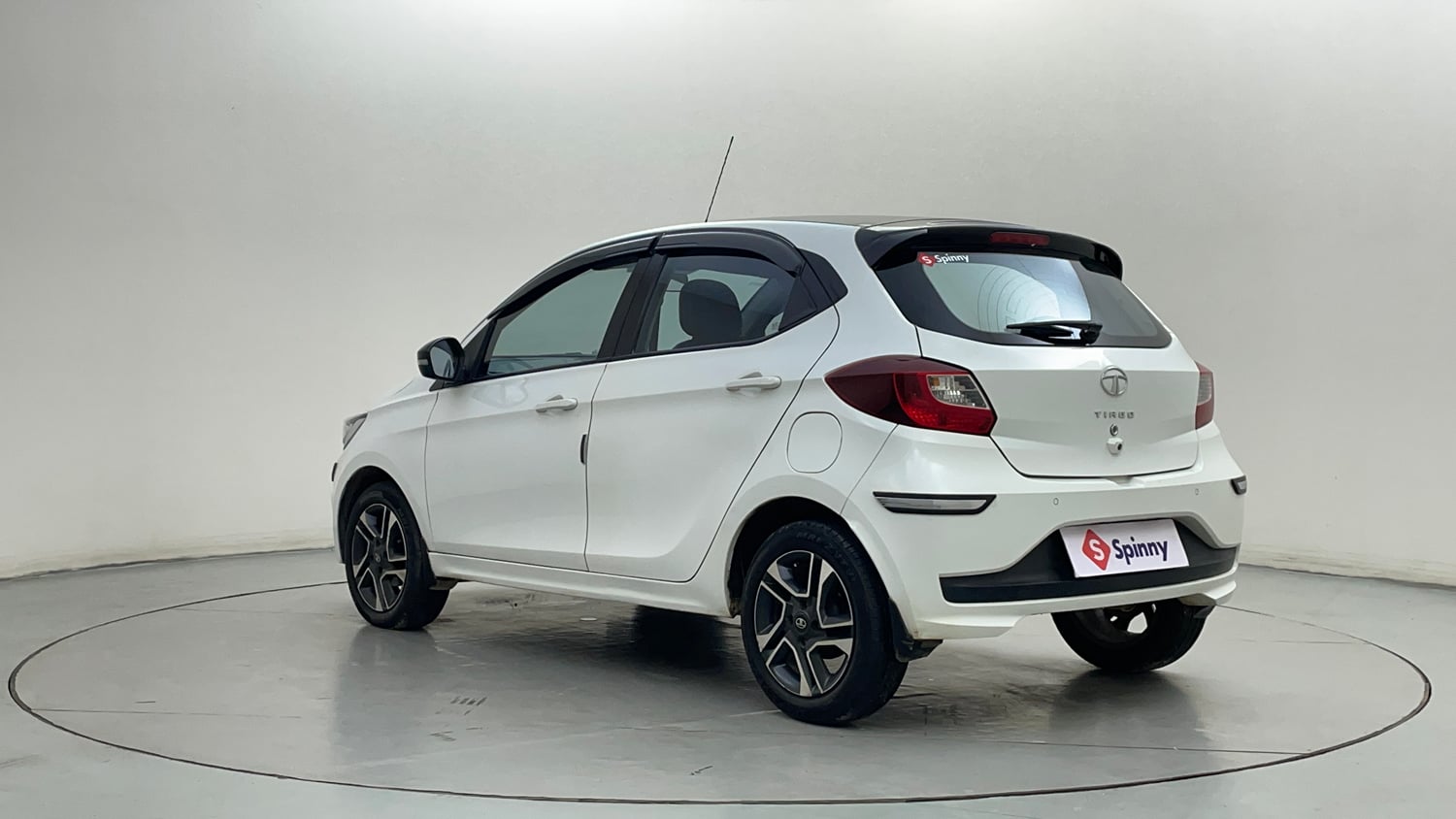 Used 2021 Tata Tiago XZ Plus Dual Tone Petrol Manual exterior LEFT REAR CORNER VIEW