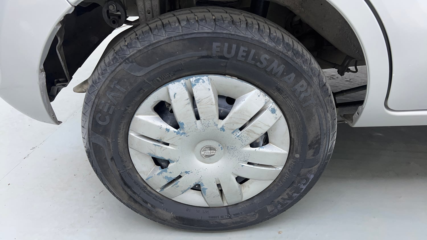Used 2019 Maruti Suzuki Alto 800 LXi Petrol Manual tyres RIGHT REAR TYRE RIM VIEW