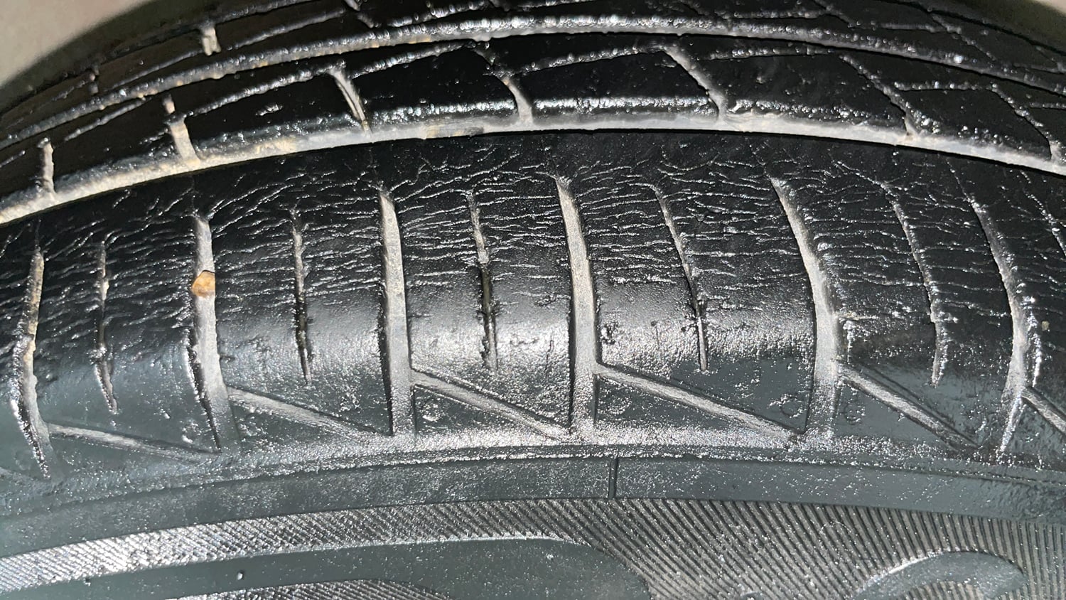 Used 2021 Maruti Suzuki Alto 800 VXi Petrol Manual tyres RIGHT FRONT TYRE TREAD VIEW