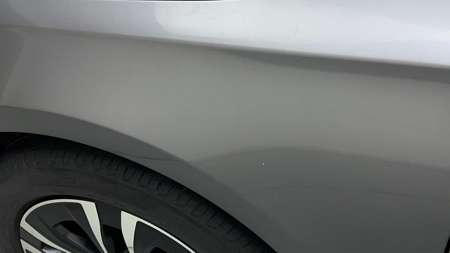 Used 2024 Mercedes-Benz A-Class Limousine 200 Petrol Automatic dents MINOR SCRATCH