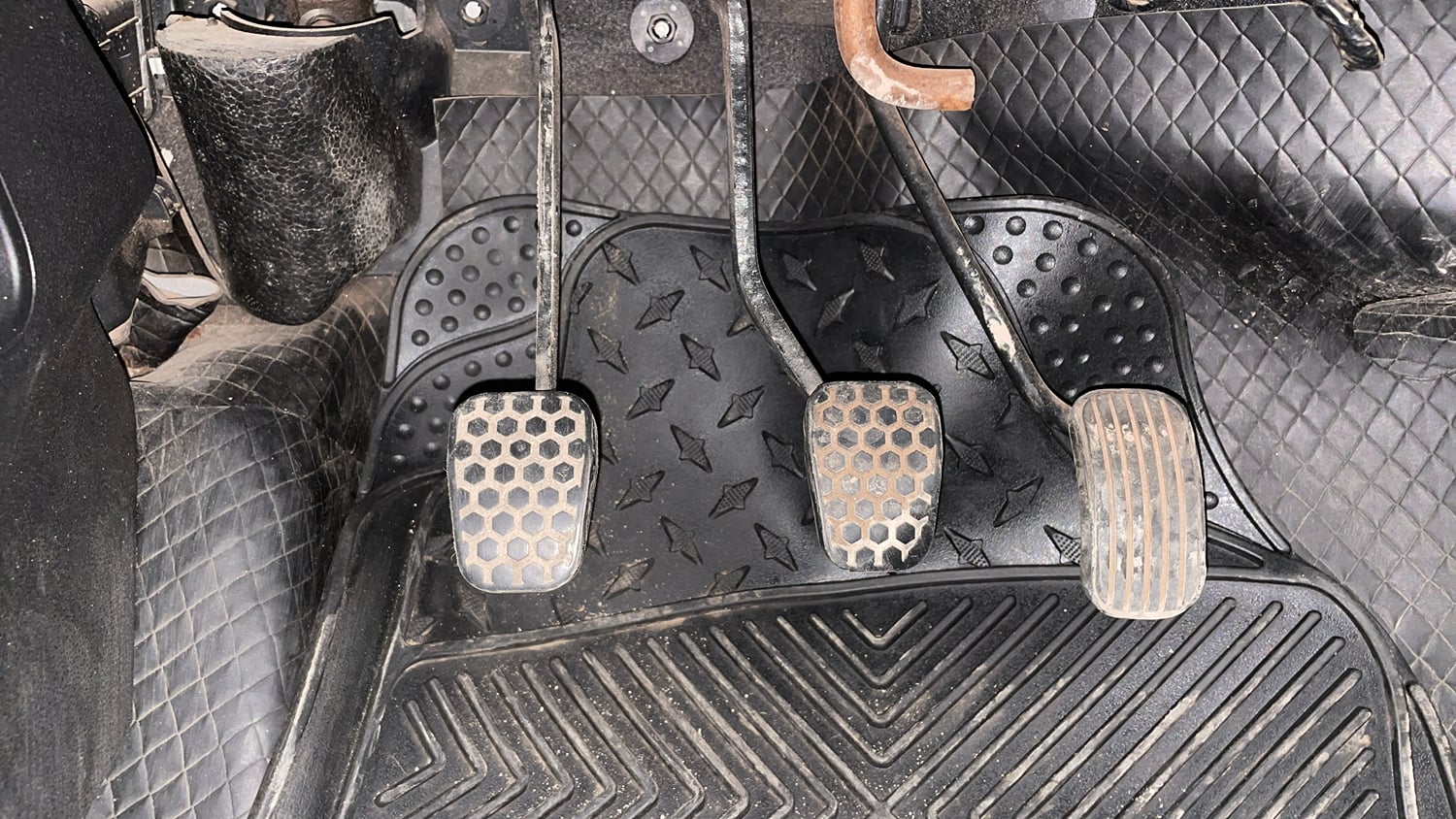 Used 2021 Tata Tiago XZ Plus Dual Tone Petrol Manual interior PEDALS VIEW
