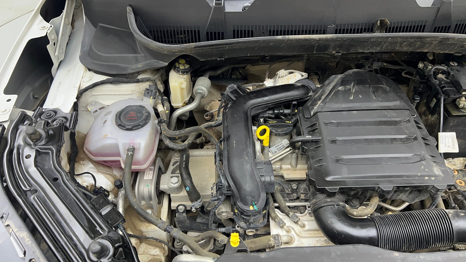 Used 2025 Skoda Kylaq Signature Plus AT Petrol Automatic engine ENGINE RIGHT SIDE VIEW
