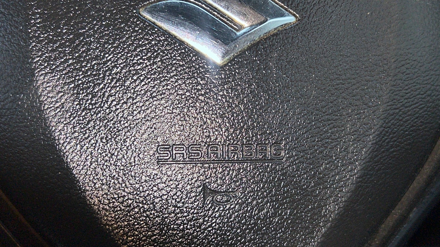 Used 2020 Maruti Suzuki Baleno Zeta Petrol Manual top_features Airbags