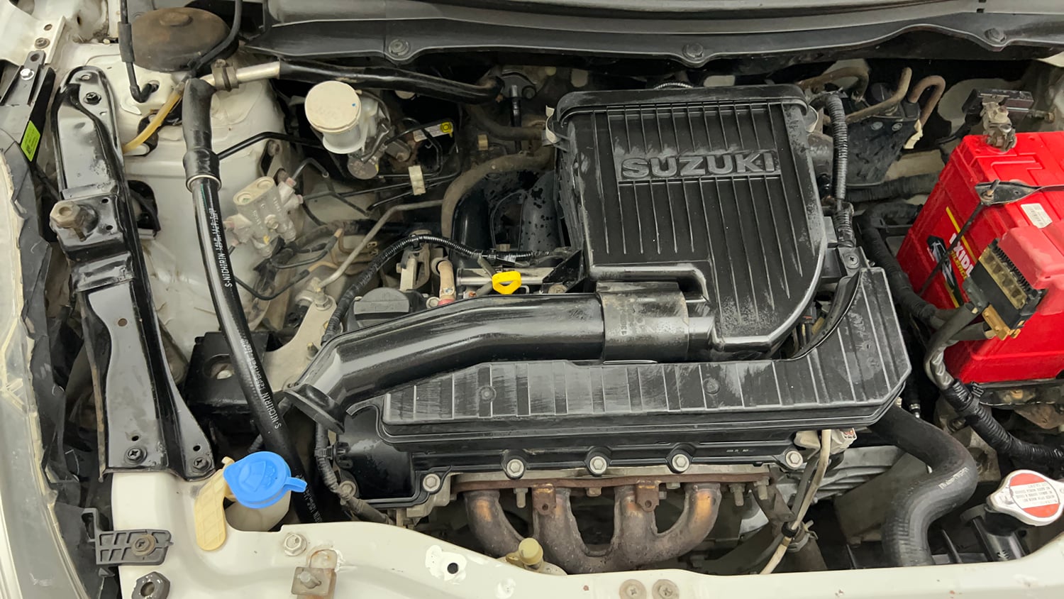 Used 2016 Maruti Suzuki Swift Dzire VXI Petrol Manual engine ENGINE RIGHT SIDE VIEW