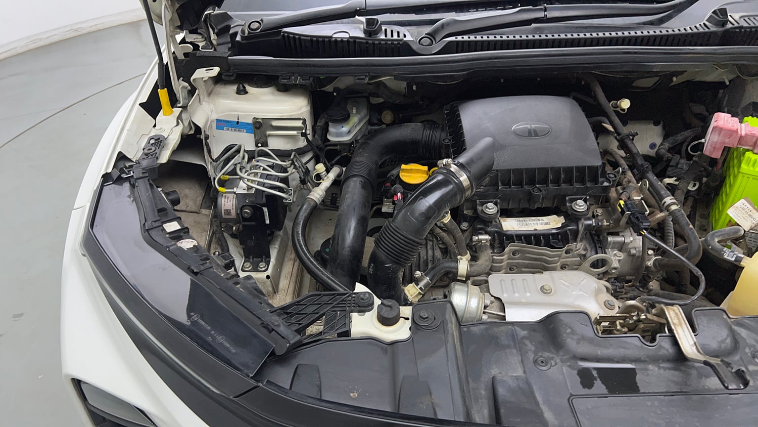 Used 2024 Tata Nexon Creative Plus 1.2 Revotron Petrol 7DCA Petrol Automatic engine ENGINE RIGHT SIDE VIEW